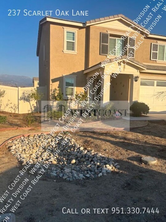 237 Scarlet Oak Ln in San Jacinto, CA - Building Photo