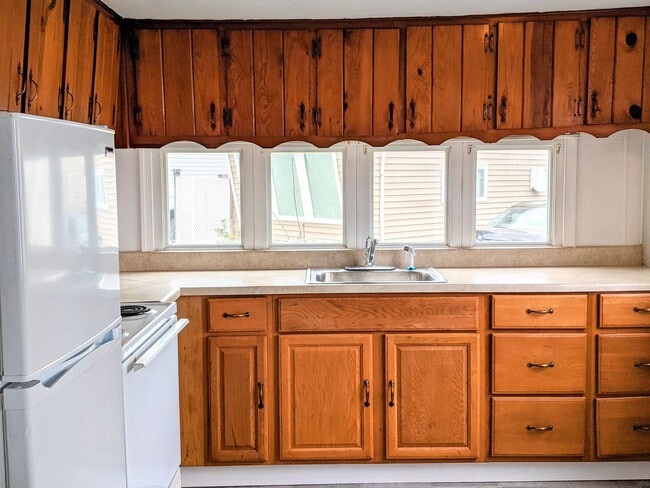 property at 2950 Concord Rd