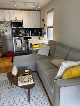 460 E 79th St, Unit 10H in New York, NY - Building Photo - Building Photo