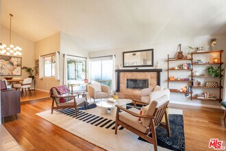 19730 Hatton St in Los Angeles, CA - Building Photo - Building Photo