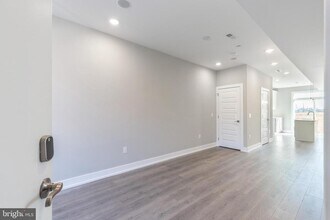 2327 N 3rd St in Philadelphia, PA - Building Photo - Building Photo