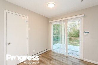 6707 Willow Twig Rd in Riverdale, GA - Building Photo - Building Photo