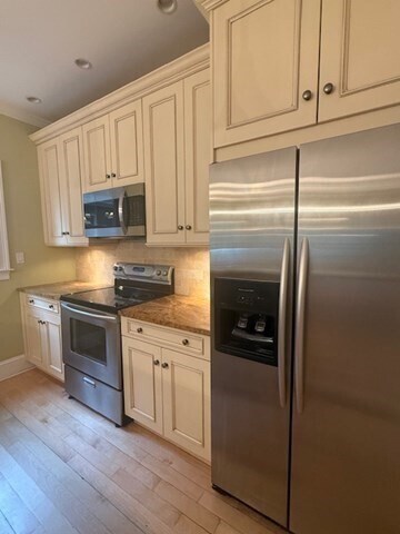 124 Orchard St in Somerville, MA - Building Photo - Building Photo
