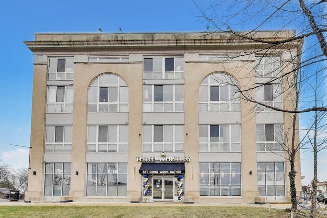 5885 Colorado Ave NW, Unit 401