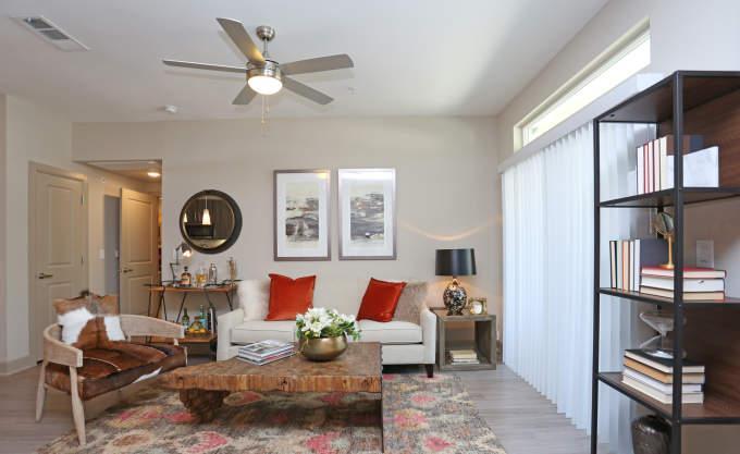 6301 Pale Sage Dr in Houston, TX - Building Photo