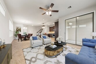 1234 Willow Plains Ln in Rosenberg, TX - Building Photo - Building Photo