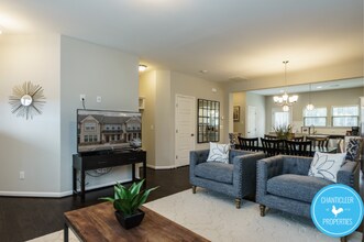 1119 Midtowne Way in Durham, NC - Building Photo - Building Photo