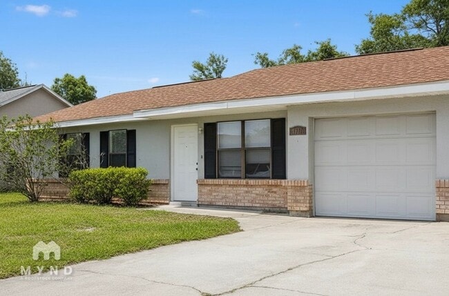 property at 1942 Peoria St