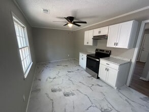 4539 Bluff Rd in Columbia, SC - Building Photo - Building Photo