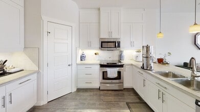 14948-1102A 102A St in Grande Prairie, AB - Building Photo - Building Photo