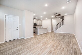 12611 Taymouth Manor Dr in Atascocita, TX - Building Photo - Building Photo