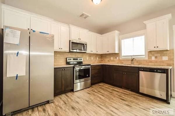 702 S Saturn Ave in Idaho Falls, ID - Foto de edificio - Building Photo