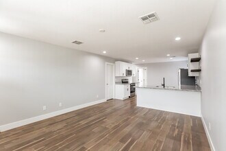 3862 W Tamarisk St in Phoenix, AZ - Building Photo - Building Photo
