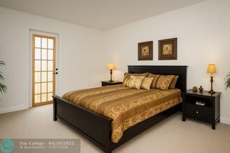 8713 Buckskin Manor in Cooper City, FL - Foto de edificio - Building Photo