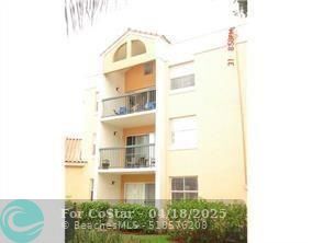 6292 NW 186th St in Hialeah, FL - Building Photo - Building Photo