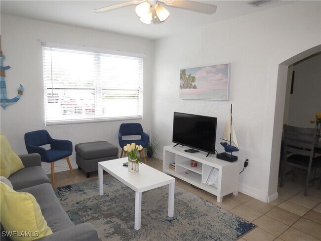 property at 717 95th Ave N
