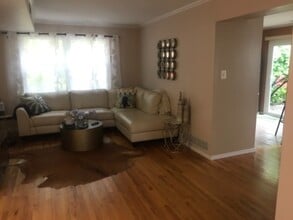 15026 Liberty Ln in Philadelphia, PA - Building Photo - Building Photo