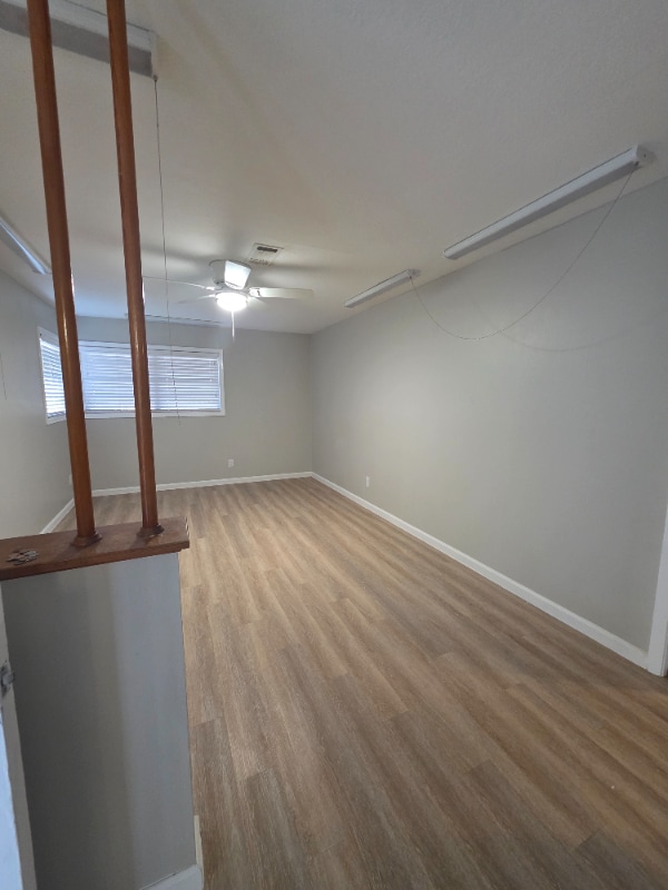 706 Mark St in Deer Park, TX - Foto de edificio - Building Photo