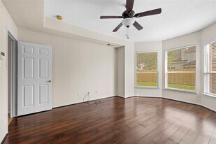 1111 Blue Leaf Dr in Richmond, TX - Building Photo