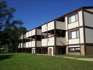 520 Hanna Ct in Loves Park, IL - Foto de edificio - Building Photo