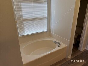 2611 Vinedale Ave in Valrico, FL - Building Photo - Building Photo