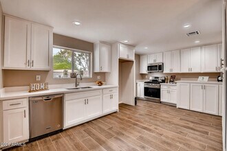 1806 E Don Carlos in Tempe, AZ - Building Photo - Building Photo