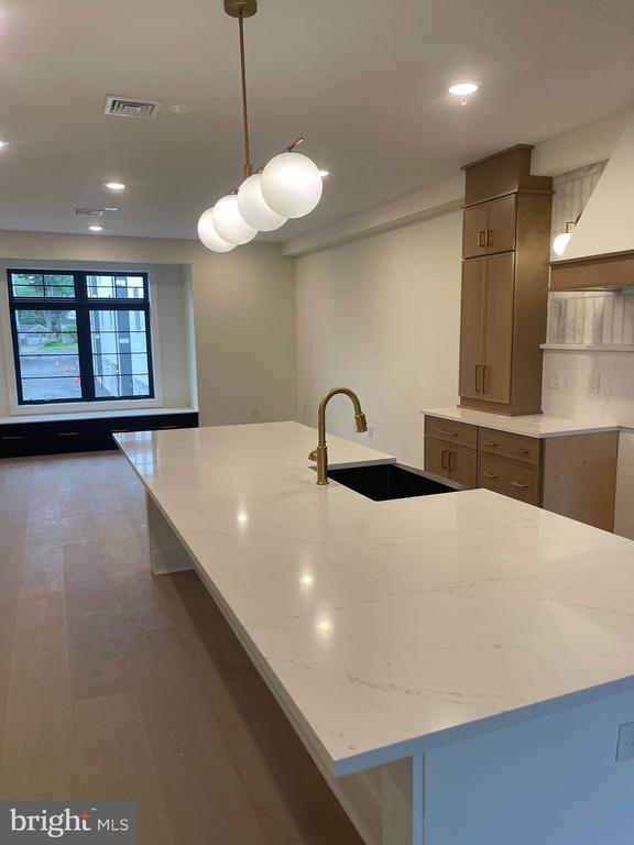 7519 Ridge Ave in Philadelphia, PA - Building Photo - Building Photo