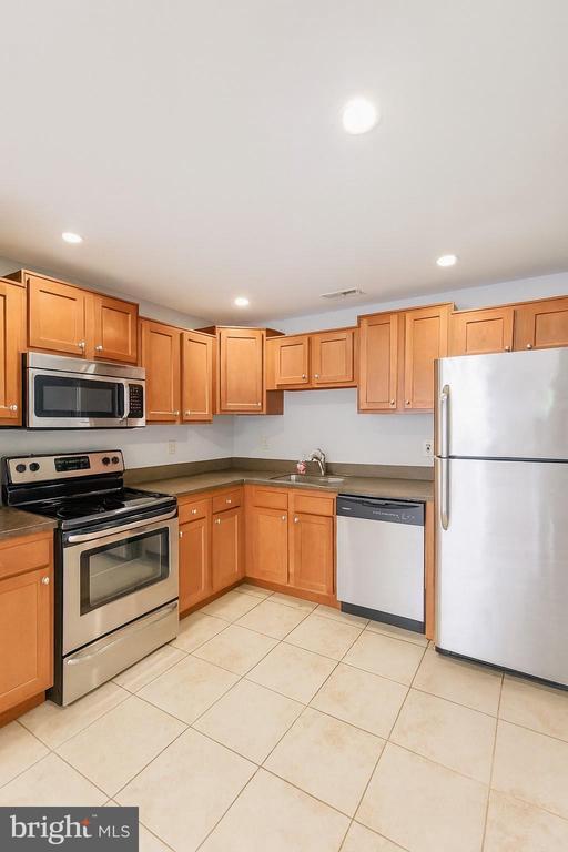 171 Pine Ave in Runnemede, NJ - Building Photo - Building Photo