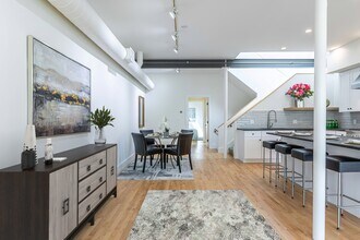 58 Regent St, Unit 4 in Cambridge, MA - Building Photo - Building Photo