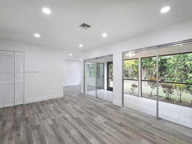 1901 Coquina Way in Coral Springs, FL - Building Photo - Building Photo