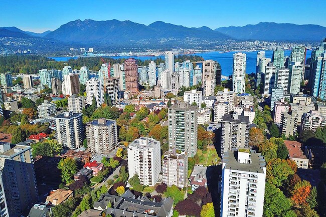 Ocean Park Place Apartments in Vancouver, BC - Building Photo - Building Photo