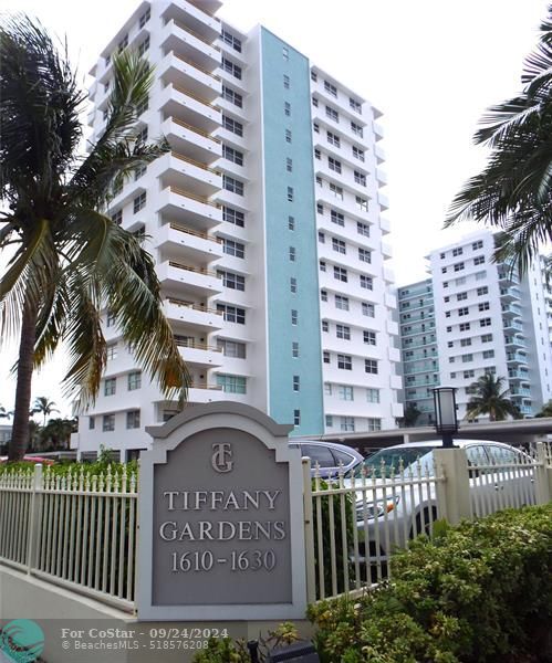 1630 N Ocean Blvd in Pompano Beach, FL - Foto de edificio - Building Photo