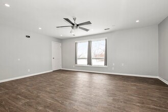 8342 W Lincoln Hwy in Frankfort, IL - Building Photo - Building Photo