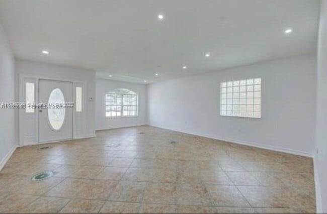 3748 SW 148th Pl in Miami, FL - Building Photo - Building Photo