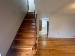 26 Albertson Rd in Hamden, CT - Building Photo - Building Photo