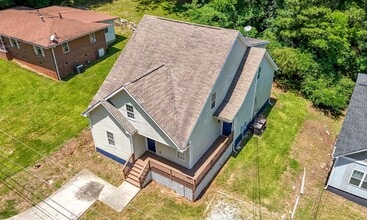 2271 Sisk St NW in Atlanta, GA - Building Photo - Building Photo