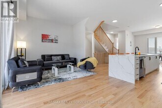 3051 Meadowridge Dr in Oakville, ON - Building Photo - Building Photo