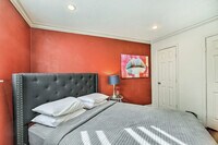 2211 Blodgett St photo'