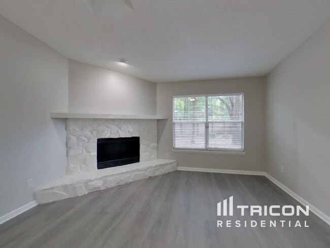 3572 Raymur Villa Dr in Jacksonville, FL - Building Photo - Building Photo