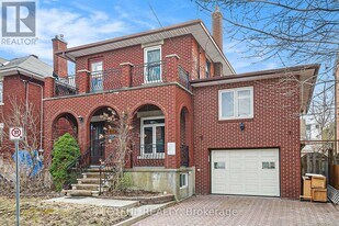 30 Foster St in Ottawa, ON - Building Photo