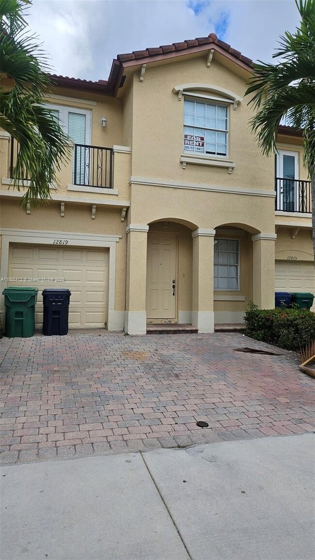 12819 SW 135th Terrace in Miami, FL - Building Photo - Building Photo