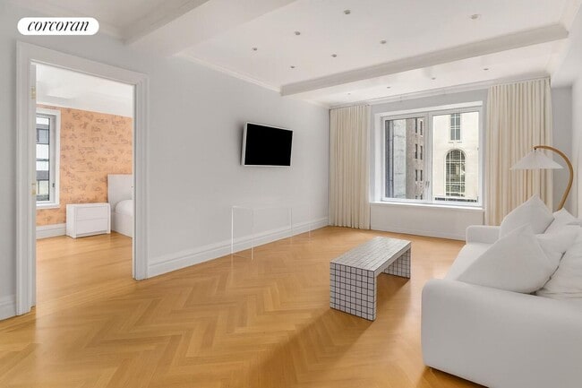 502 Park Ave in New York, NY - Building Photo - Building Photo