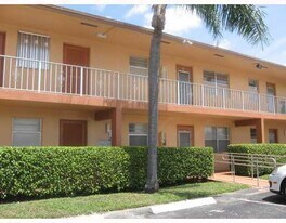 7205 W Atlantic Blvd in Margate, FL - Building Photo