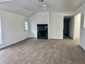 223 W 6th St in Edmond, OK - Building Photo - Building Photo
