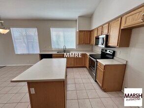 7249 E Lobo Ave in Mesa, AZ - Building Photo - Building Photo