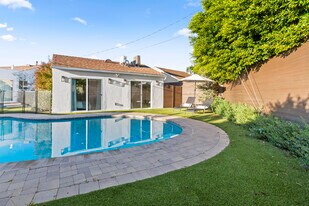 12801 Waddell St, Unit 12803 in Valley Village, CA - Building Photo