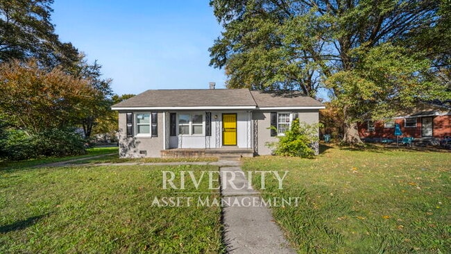 property at 1290 Dellwood Ave