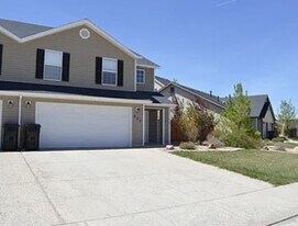 295 N Beacon Dr in Cedar City, UT - Building Photo