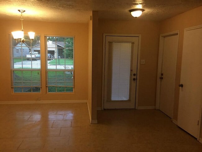 16826 Rippling Mill Dr