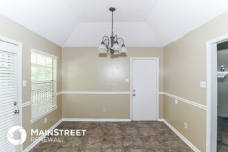 4820 Greenlawn Cove in Millington, TN - Foto de edificio - Building Photo